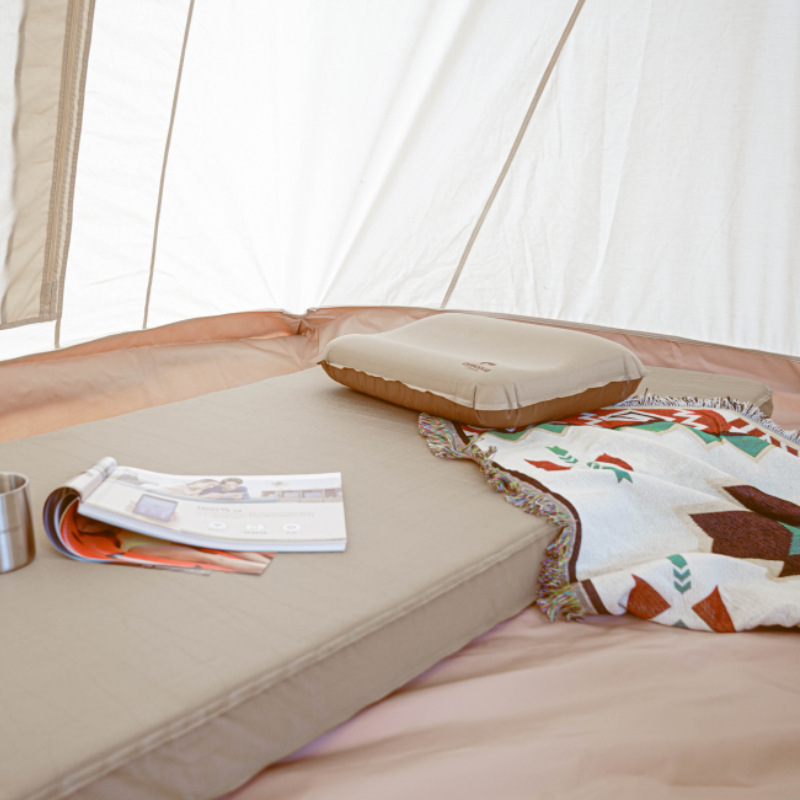 Factory direct sales of camping comfort thickened light luxury cheese pad outdoor camping moisture-proof automatic inflatable camping bed details Picture