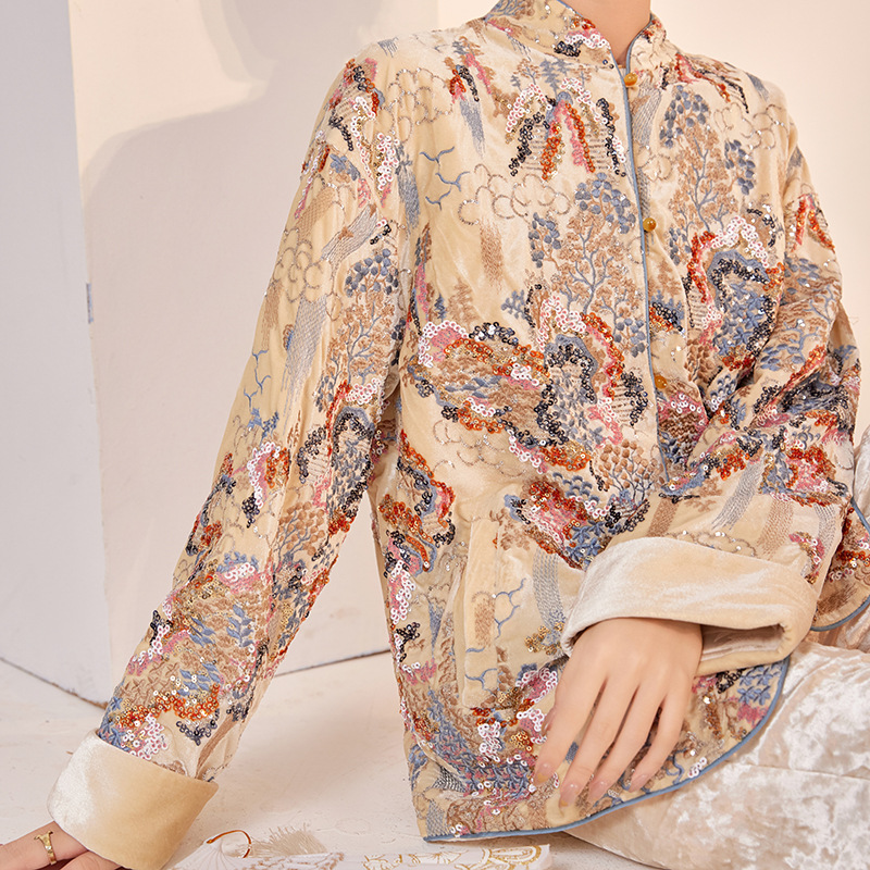 New Chinese-style top for women in the autumn and winter of 2025, featuring a heavy sequined embroidery design on cotton-padded jackets details Picture