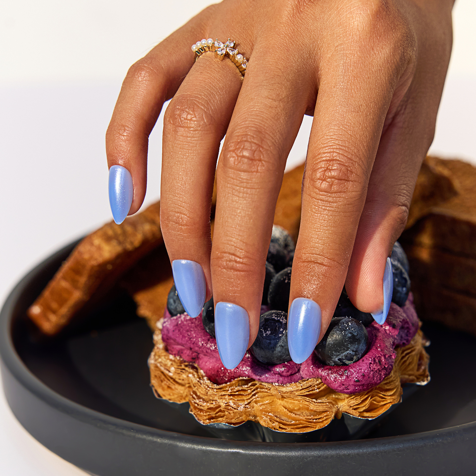 30-piece light blue pearlescent powder custom-made wearable nails for export, high-end American region, high-end feel fake nail factory Specification image