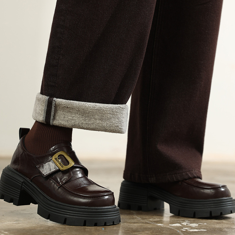 Factory direct sales of new frosted warm loose banana pants, coffee-colored casual jeans and women's floor-length pants, popular styles Application Scenario