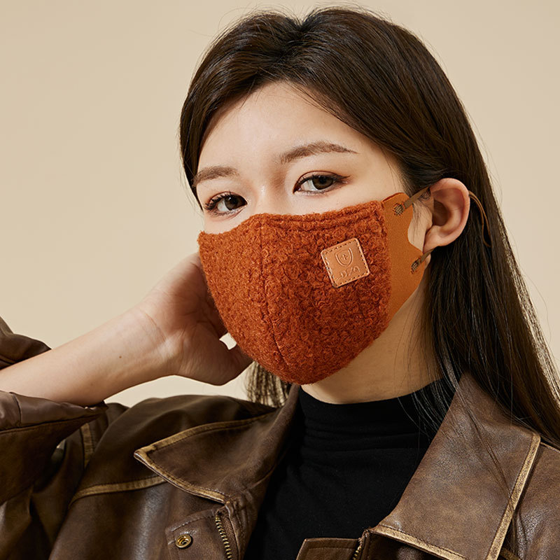 生活口罩实物图