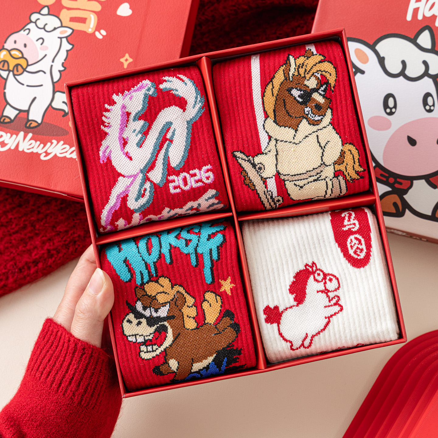 国潮红色袜子男棉袜马年本命年中筒男士无骨袜属马新年礼盒秋冬袜批发