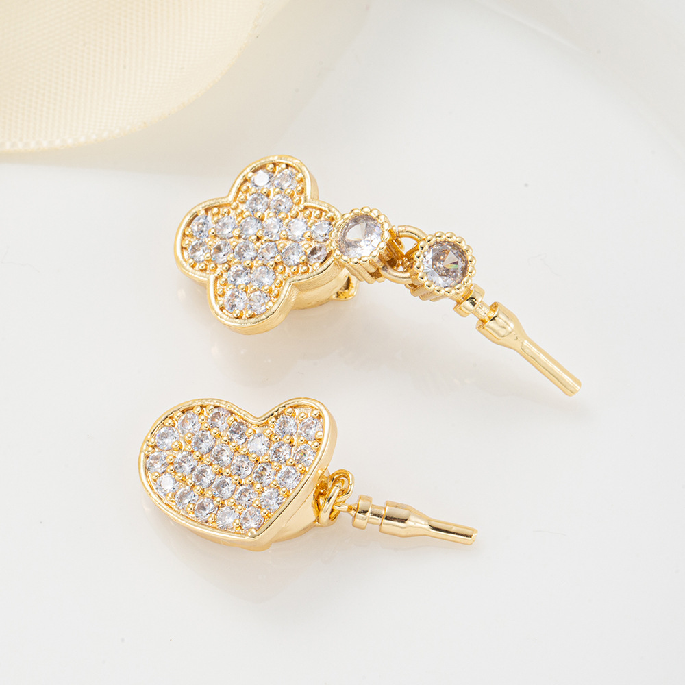 Pearl necklace, ingot clasp, heart-shaped four-leaf clover plated 18K, DIY jewelry, necklace clasp, fashionable pendant, retro accessory details Picture