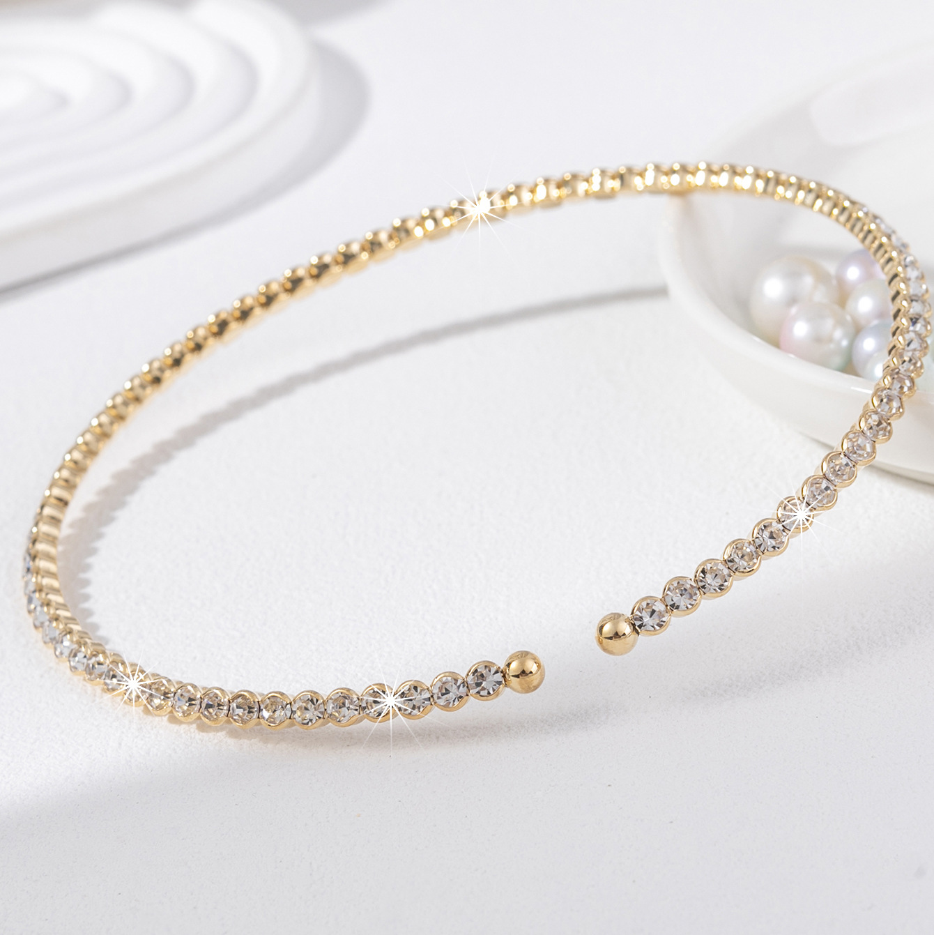 Factory direct supply, European and American style cross-border choker, rhinestone-encrusted ingot claw chain, simple opening, elastic adjustable single-layer collar and neck accessories details Picture