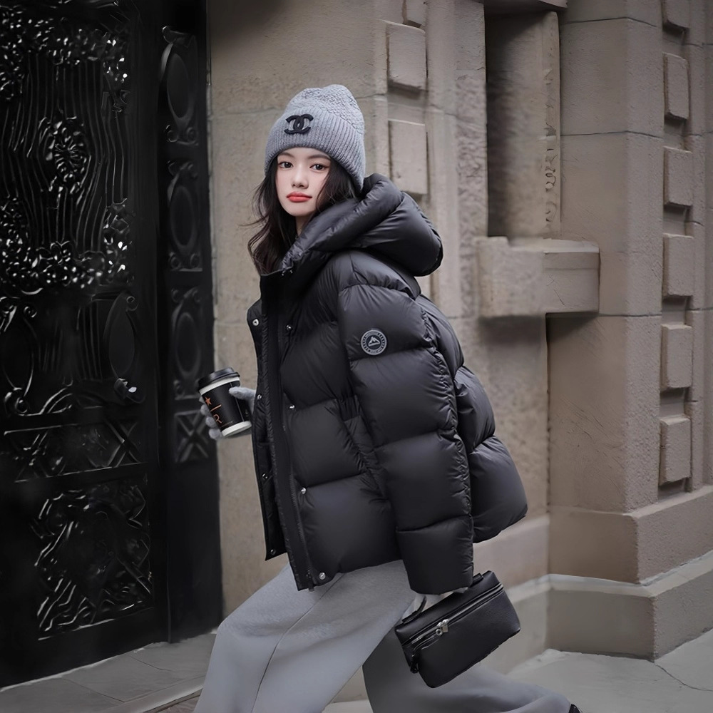 Yaya Short Down Jacket for Women 2025 New Winter Fashion, loose and thick, petite white duck down warm coat Application Scenario