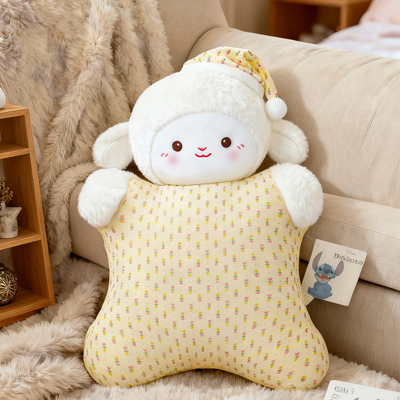 公仔抱枕实物图