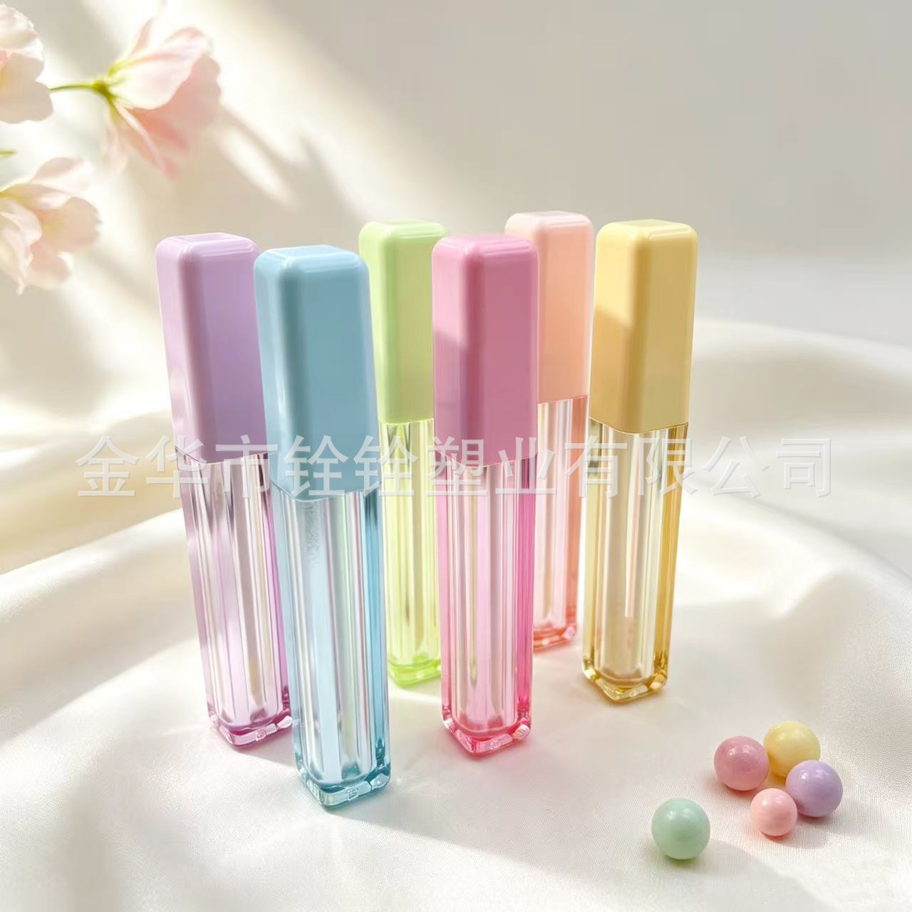 LG25 square lip gloss empty tube lip gloss bottle Spring/Summer New 5ml cosmetic packaging material factory customization Item Picture