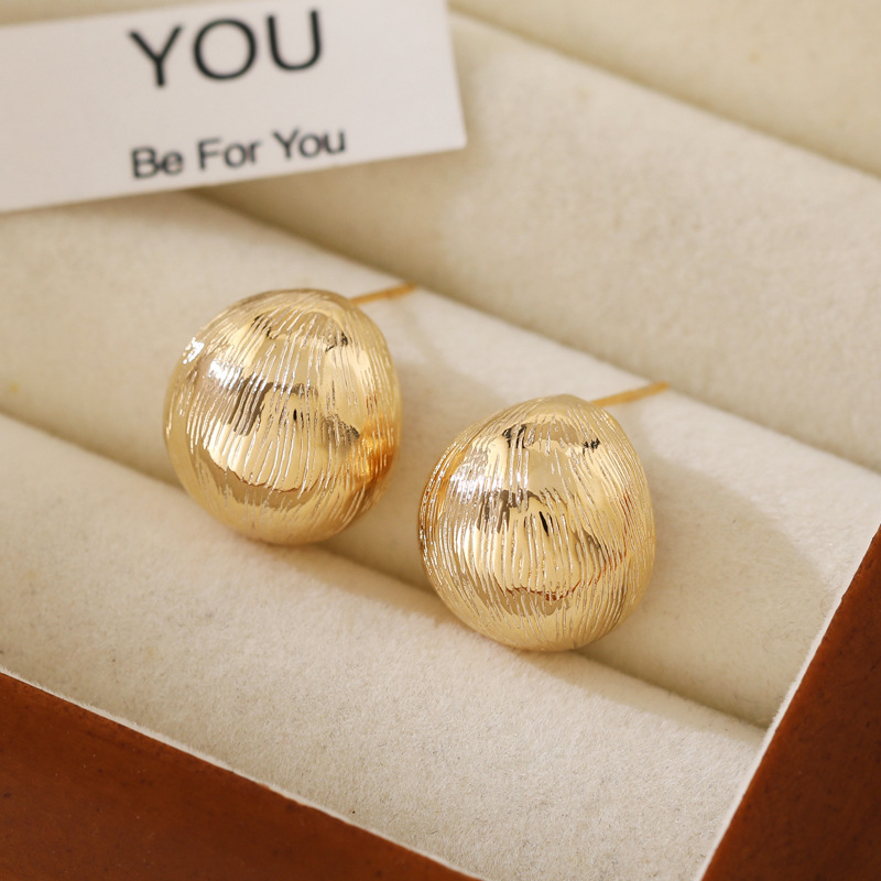 Cold style brushed texture metal ball ear studs for women with a high-end feel, hemispherical earlobes with a high-end feel, and a unique and elegant style details Picture