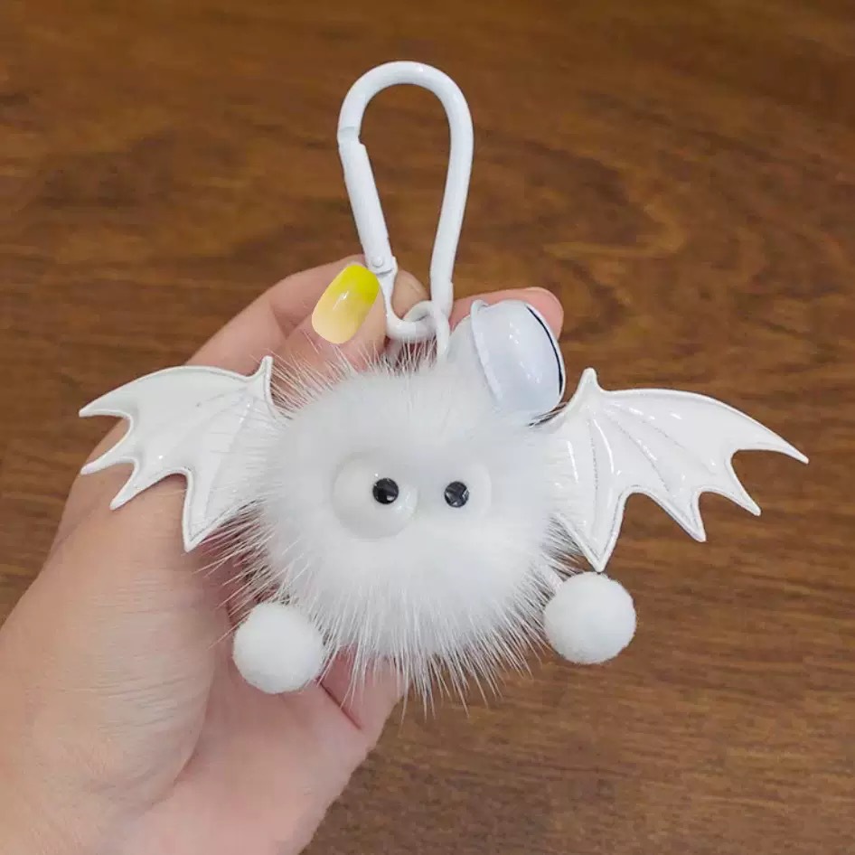 Cute and fun Halloween imitation mink fur little devil bag pendant, ins fur ball monster keychain pendant Application Scenario