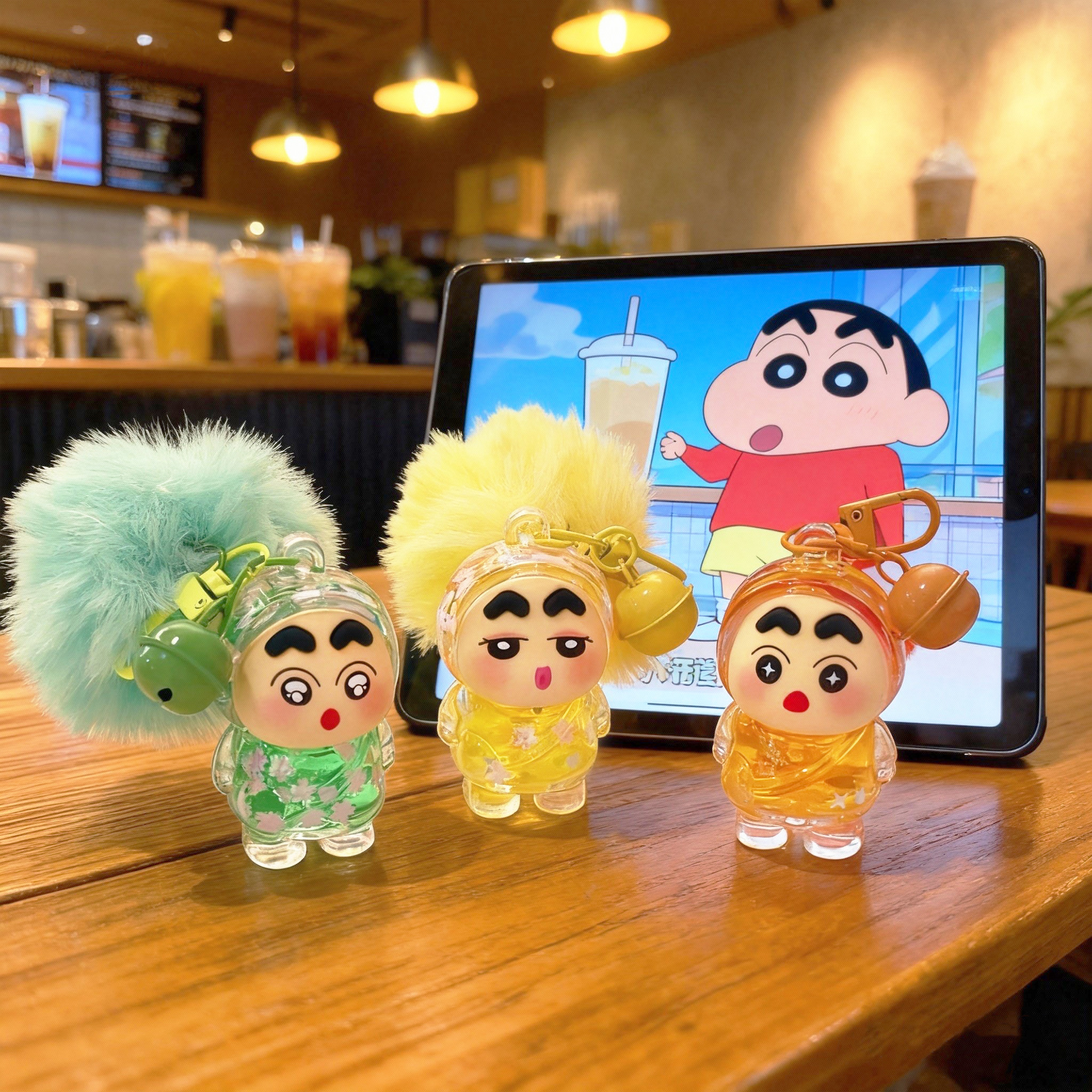 亚克力迷你小新公仔毛球入油流沙钥匙扣爆闪可爱卡通系列背包挂件