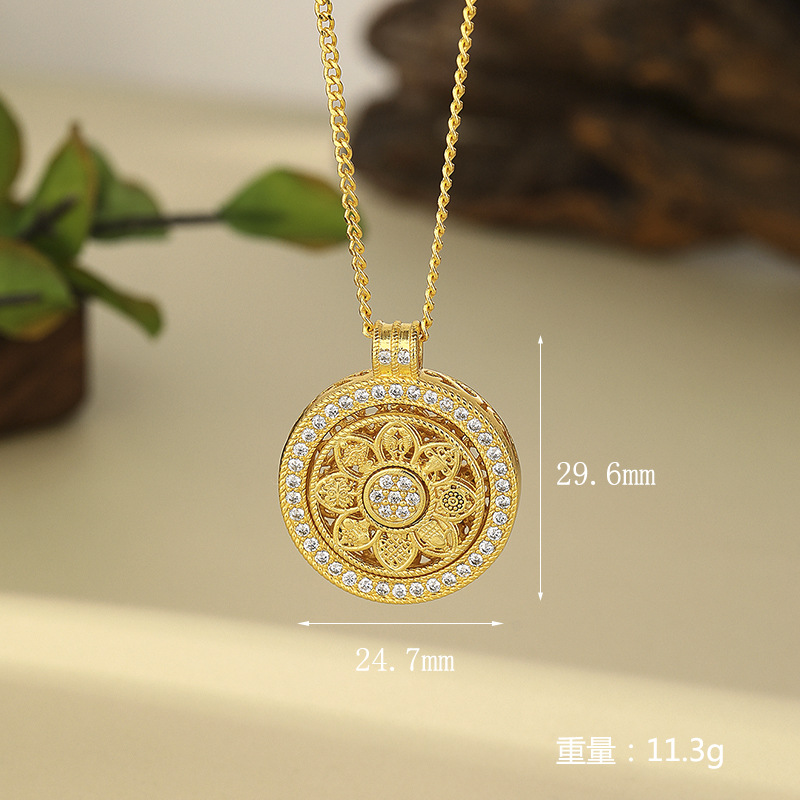 Ancient-style sand gold compass, diamond-encrusted eight-treasure necklace, female pendant, Chopin collarbone chain, beaded rose gold Application Scenario
