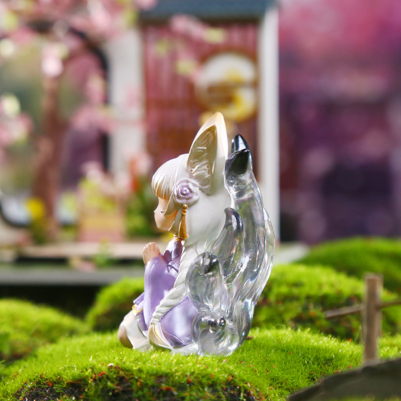 Blind box, trendy toys, figurines, resin nine-tailed fox figurine, new desktop decorative items, office workstation small ornaments Specification image