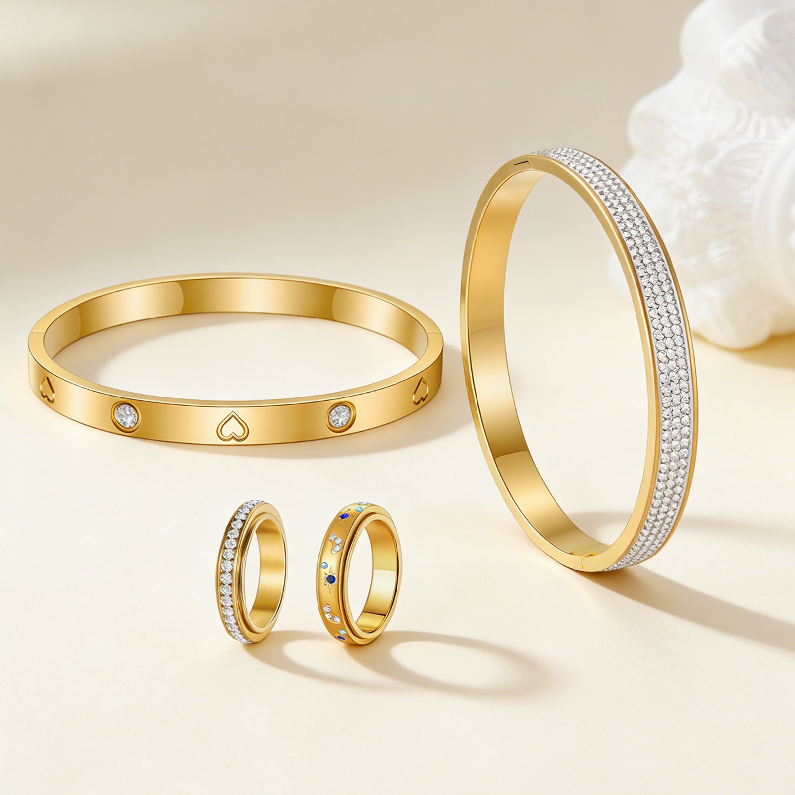Transfronterizo europeo y americano nuevo estilo de mujer full diamond diseño ligero de lujo atmósfera anillo pulsera personalidad acero inoxidable cuatro piezas set details Picture