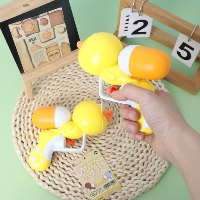 Summer best-selling cartoon penguin seahorse water guns, beach rafting and water play toys, cross-border toy supply and wholesale details Picture