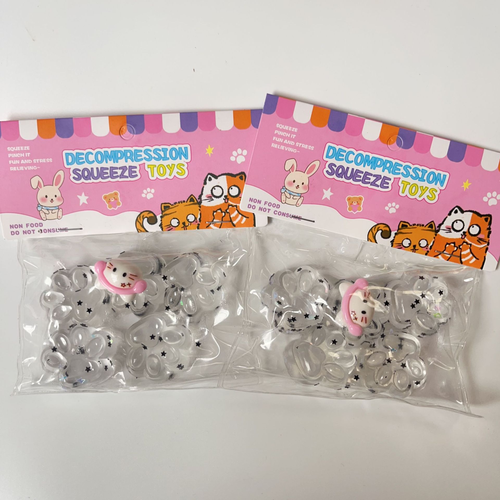 The soft and cute toy cat paw gadget, a creative Douyin tool for children, has gone viral. It's mini and adorable Specification image