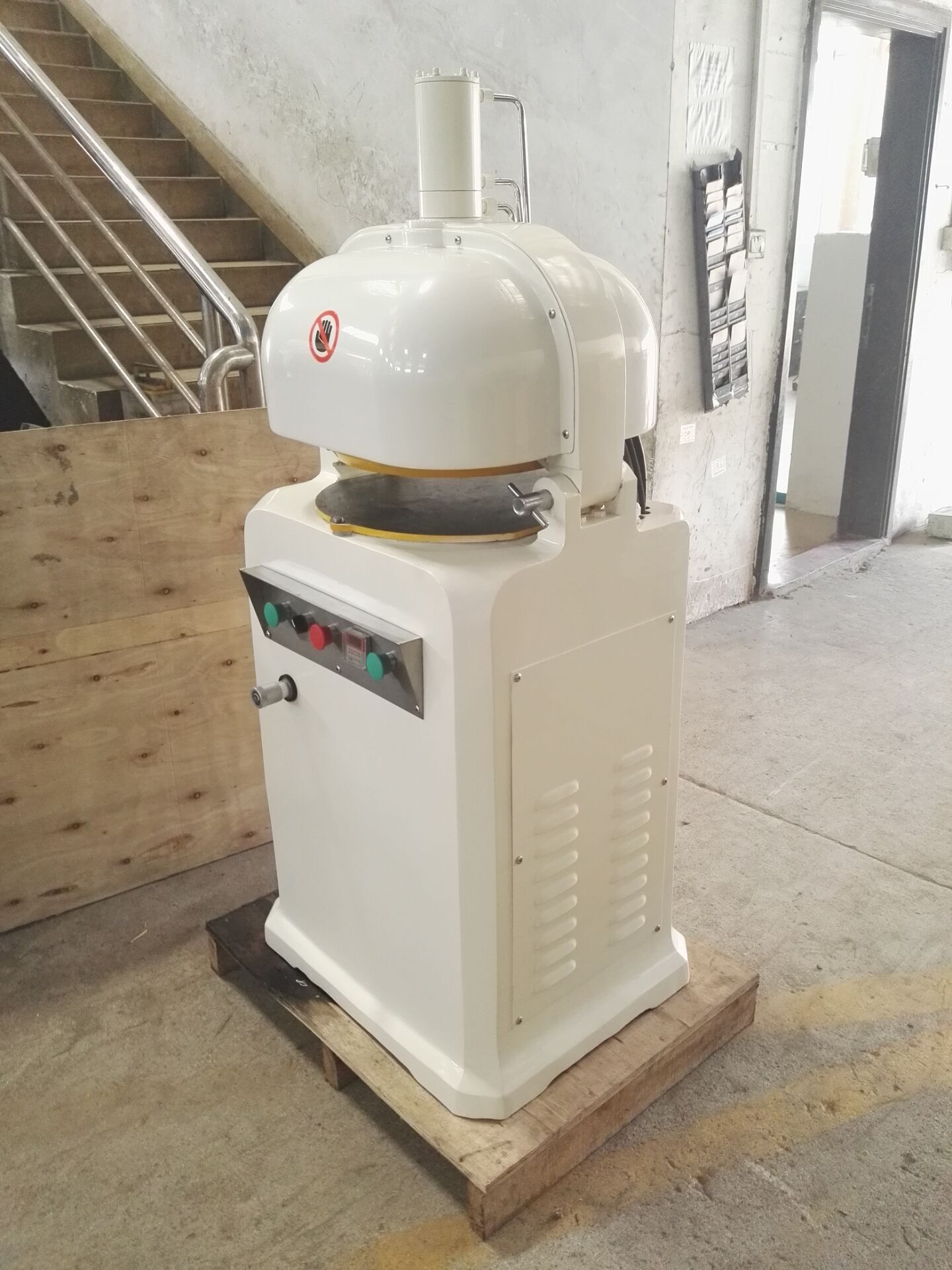 Fully automatic segmentation and rounding machine, bread dough segmentation and rounding equipment, block segmentation and rounding machine details Picture