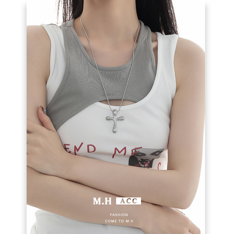 Liquid metal texture cross necklace for women, original design sense, fashionable and versatile, minimalist and cold style collarbone chain details Picture