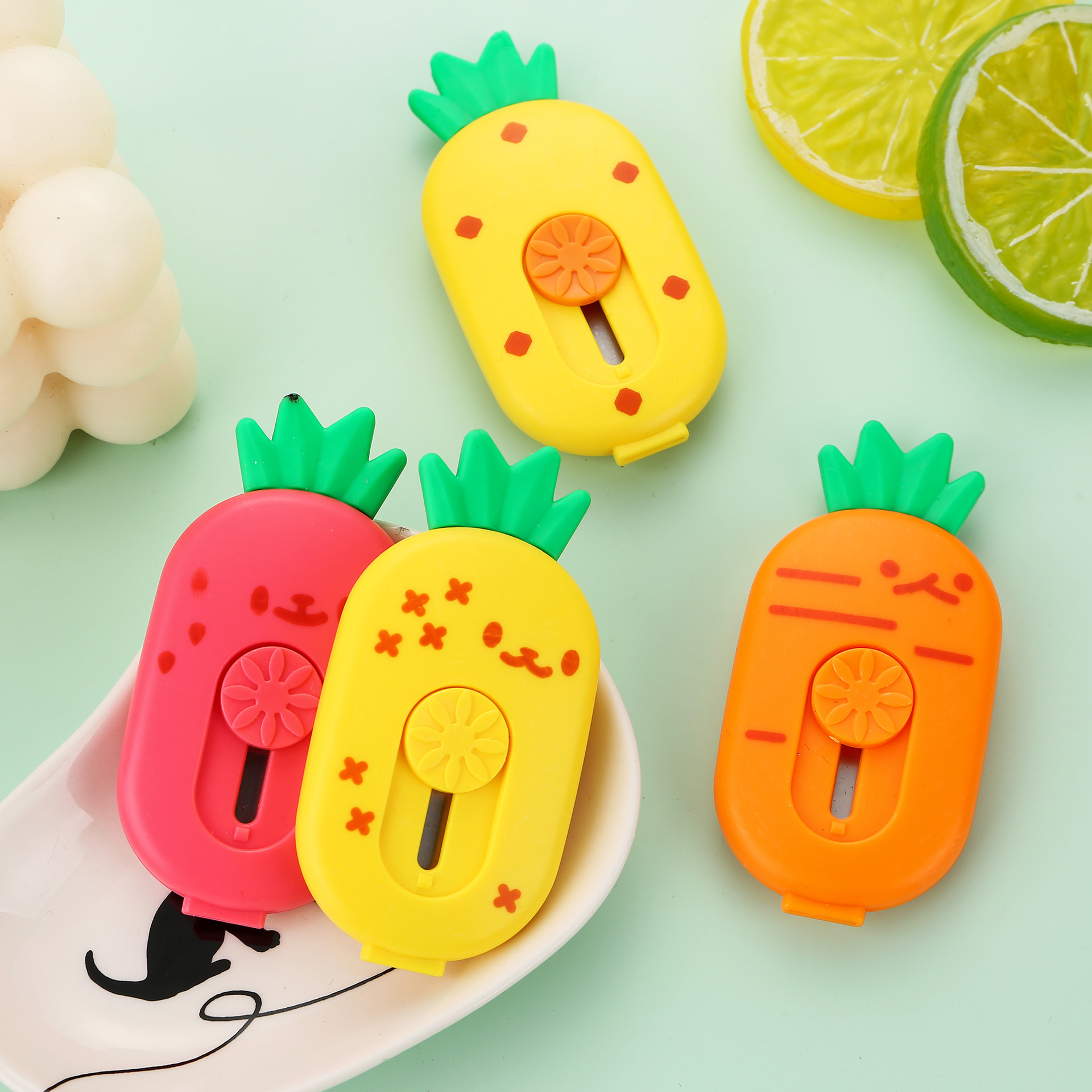 Pioneer Fruit Mini Utility Knife, Portable small student utility knife, express box opening, envelope opening, office paper cutting Item Picture