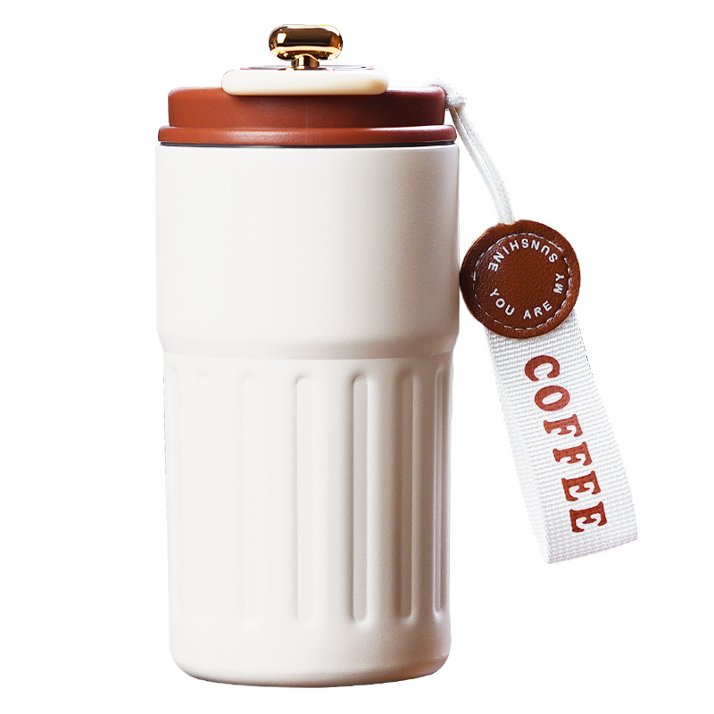 保温杯/学生保温杯/喝水保温杯/儿童保温杯/钛杯白底实物图