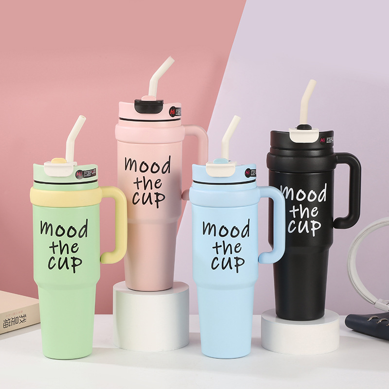 Wholesale of hot-selling 316 stainless steel insulated cups, double-layer vacuum giant car cups, large-capacity straw ice cups