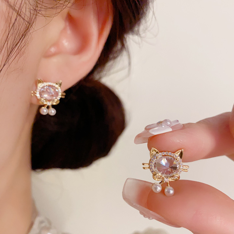 s925银针小众时尚设计感满钻猫咪耳钉女气质简约小巧百搭耳环耳饰