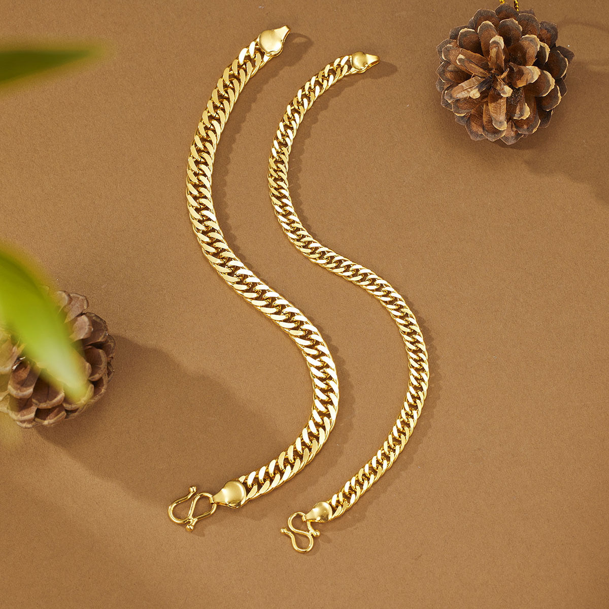 Gold-plated double-clasp 6mm / 8mm Guba bracelets for both men and women, long-lasting color retention, retro sand gold jewelry, a cross-border bestseller details Picture