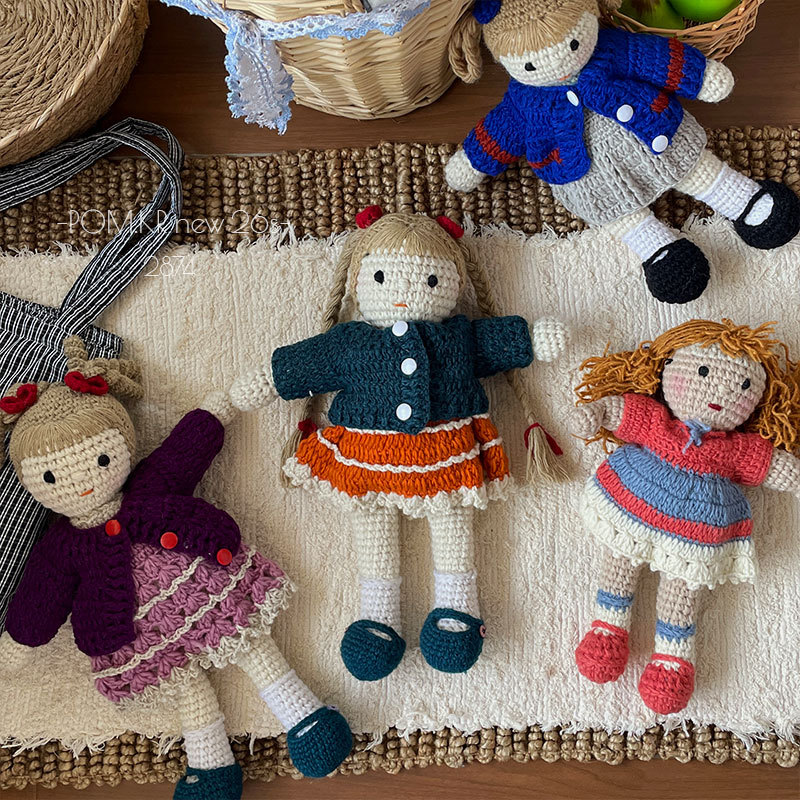Handmade crochet doll set, sewing thread, single-ended needle, disposable needle and thread, Pengfei double-ended hook needle and brooch, craft supplies details Picture