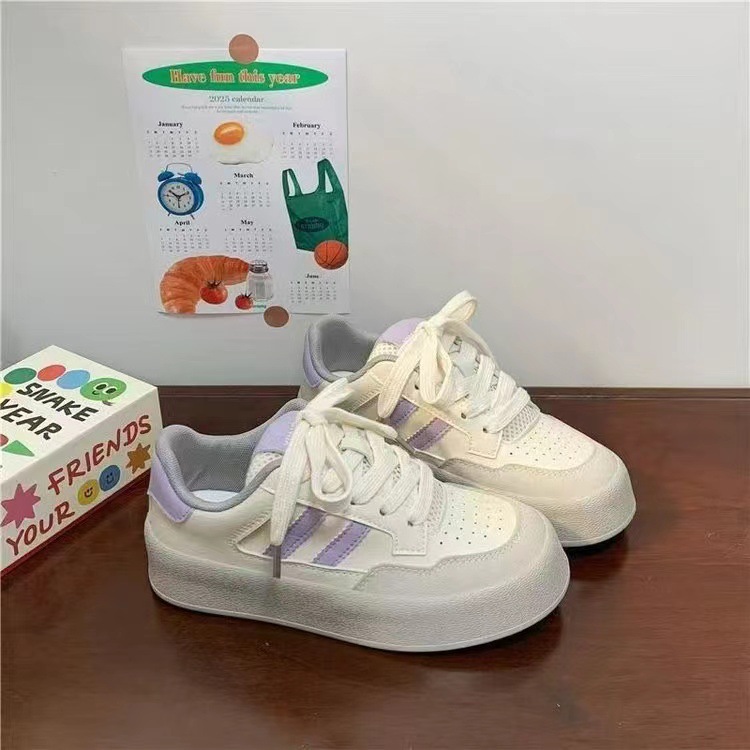 小众甜美厚底板鞋女2025新款春季百搭德训鞋内增高休闲运动小白鞋