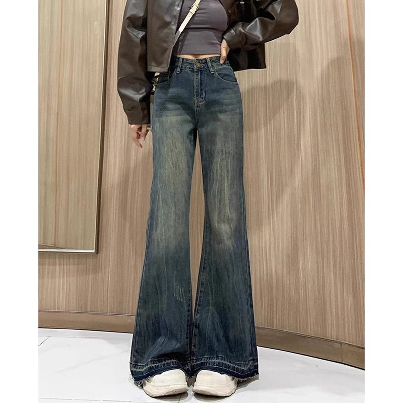 Spring Women's 2026 new slightly flared jeans for petite women, loose American-style flared pants that don't fit the legs, Spring and autumn