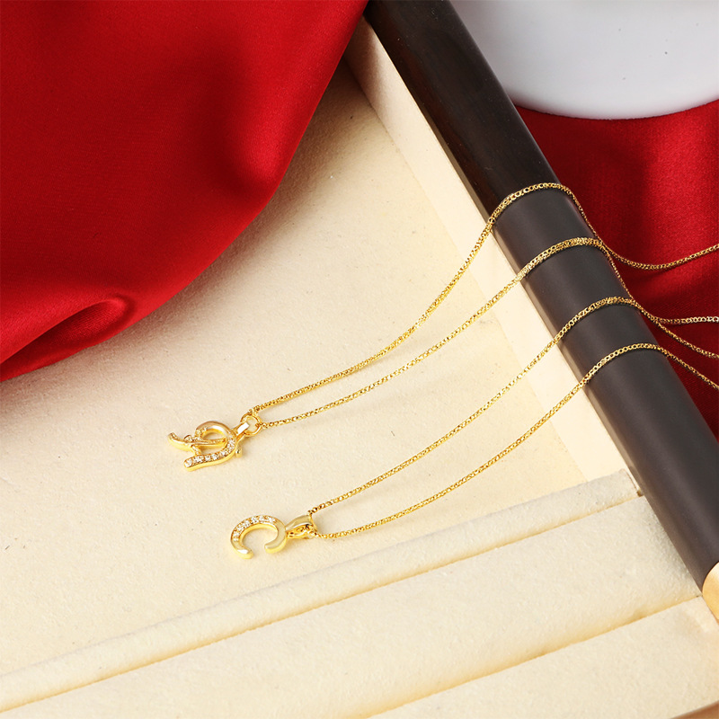 18k gold-plated micro-inlaid zircon letter pendant necklace with color preservation, a trendy and light luxury diy pendant for women, collarbone chain pendant Application Scenario