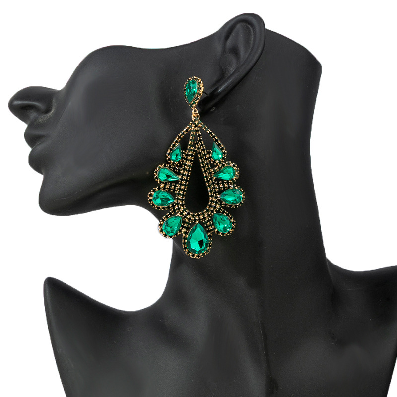 Factory wholesale cross-border jewelry earrings, colored rhinestones, teardrop-shaped earrings, women's fashionable and trendy pendants, rose red earrings and accessories full figure