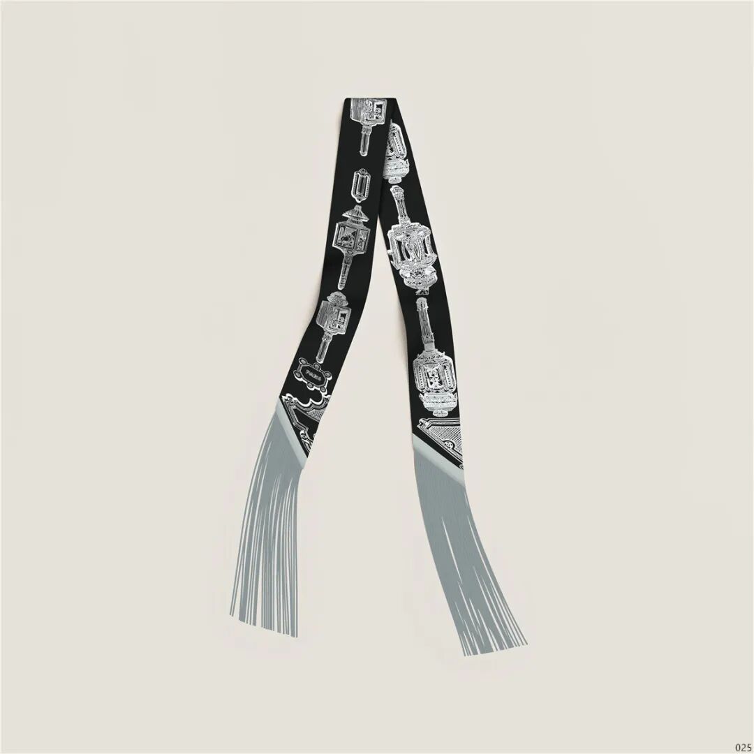 Black, white and pink double-sided printed silk scarf, niche design sense, bag handle decoration, hair accessory, neckerchief, equestrian pattern tassel narrow silk scarf details Picture