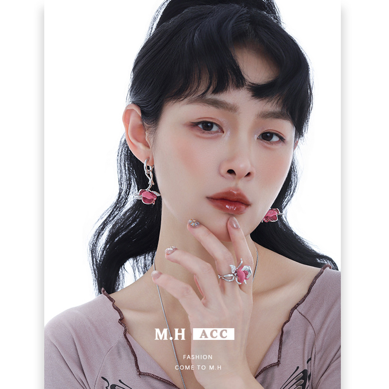 Original design rose series earrings for women, exaggerated and high-end, niche, light luxury, unique and exquisite, versatile earrings wholesale Specification image