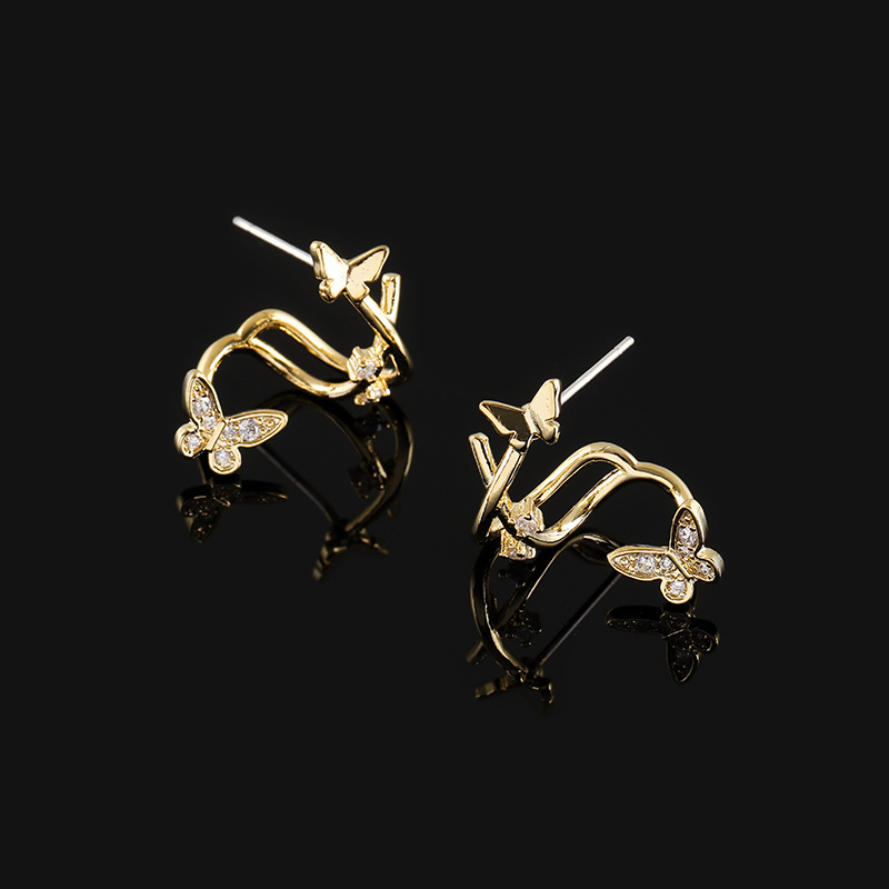 Fresh, sweet, small and cute butterfly ear studs, gentle and feminine, versatile commuting earrings, high-end ear needle wholesale Application Scenario