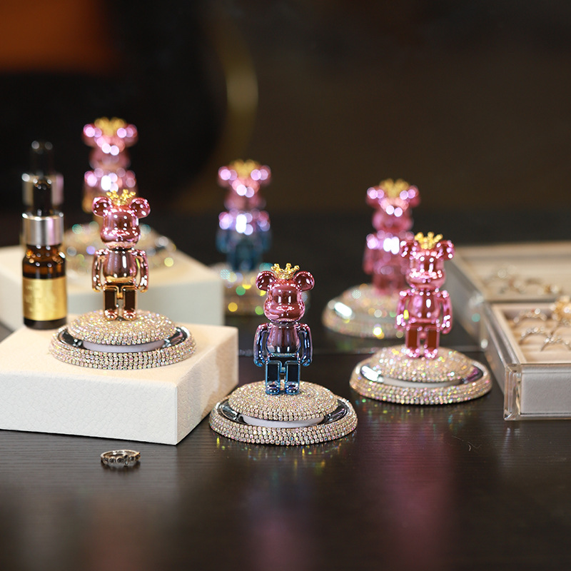 暴力卡通熊车载香薰摆件 客厅香薰装饰卧室香薰除异味摆件批发产品图