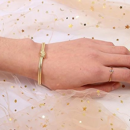 New fashionable double-line knotted open brass bracelet, simple knotted open adjustable bracelet, simple, niche and cool details Picture