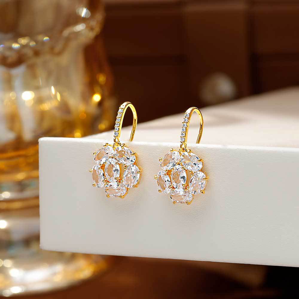Hyacinth's fashionable and light luxury style, super sparkling zircon earrings, Douyin's best-selling high-end ear hooks, 2026 new trendy ear accessories details Picture