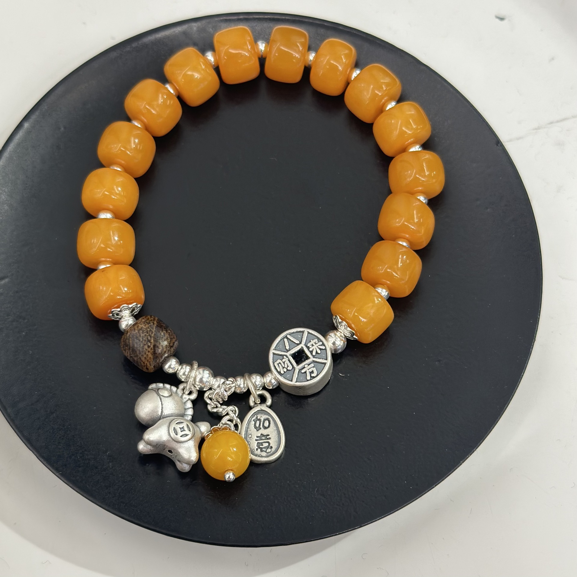 New Chinese-style "Money Coming Soon" wax bracelet, original S925 pure silver light luxury niche "Wealth Coming from All Directions" elastic rope bracelet