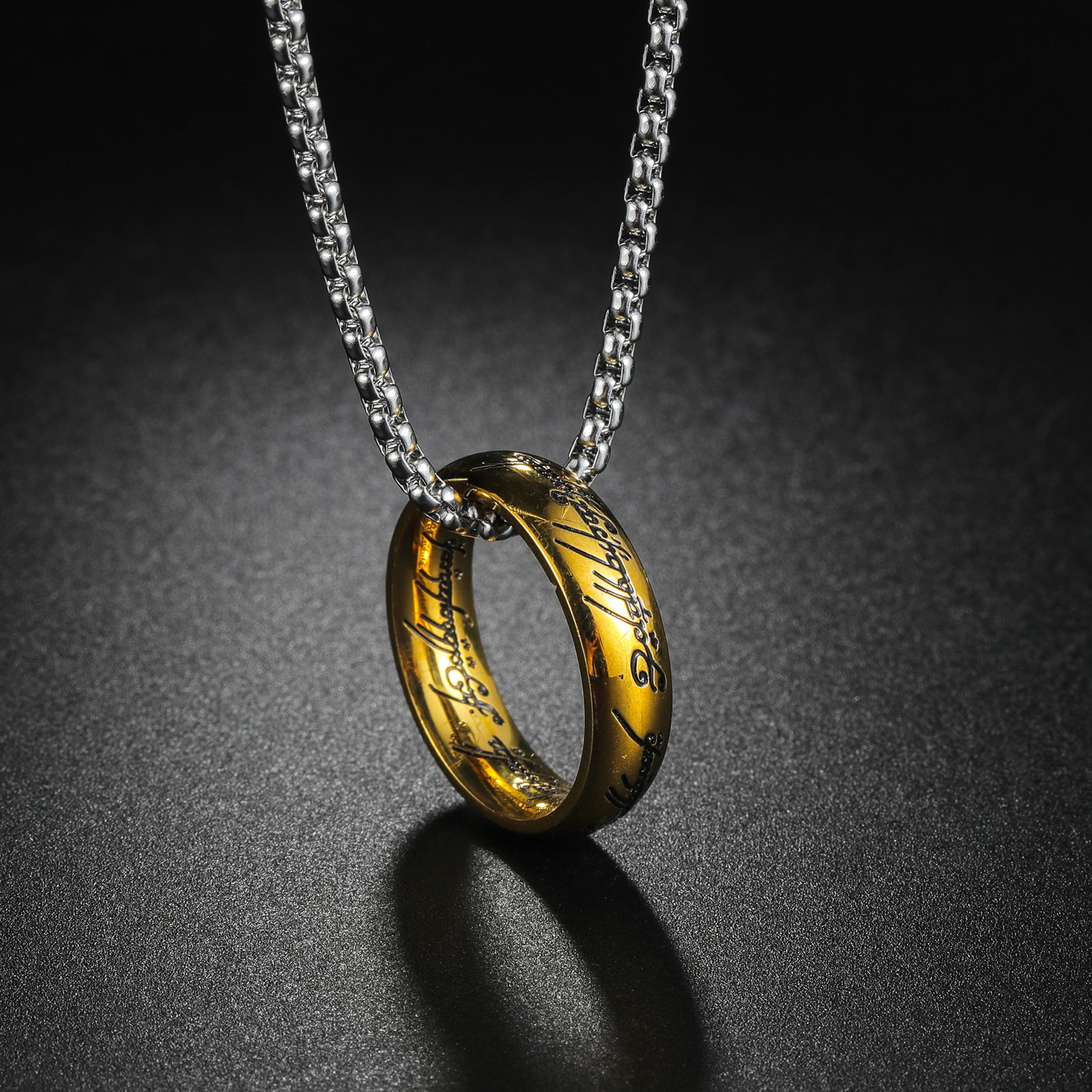 Half-price clearance sale of Amazon temu Xiyin's best-selling titanium steel necklace, Magic Ring pendant, European and American men's accessories Application Scenario