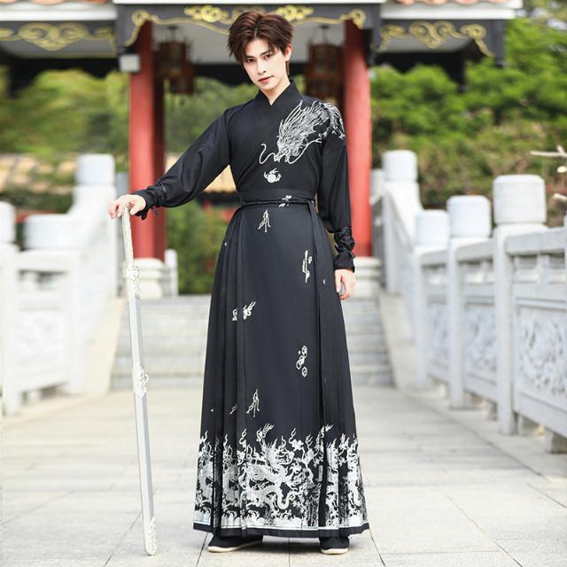 国潮汉服男中国风刺绣交领长袖烫金马面裙汉服武侠风女套装订货