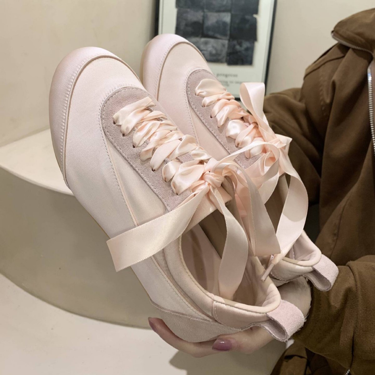 Ballet Satin German Training Shoes for Women 2026 Spring and Autumn New Style, niche design flat fashion casual shoes, pink shoes details Picture