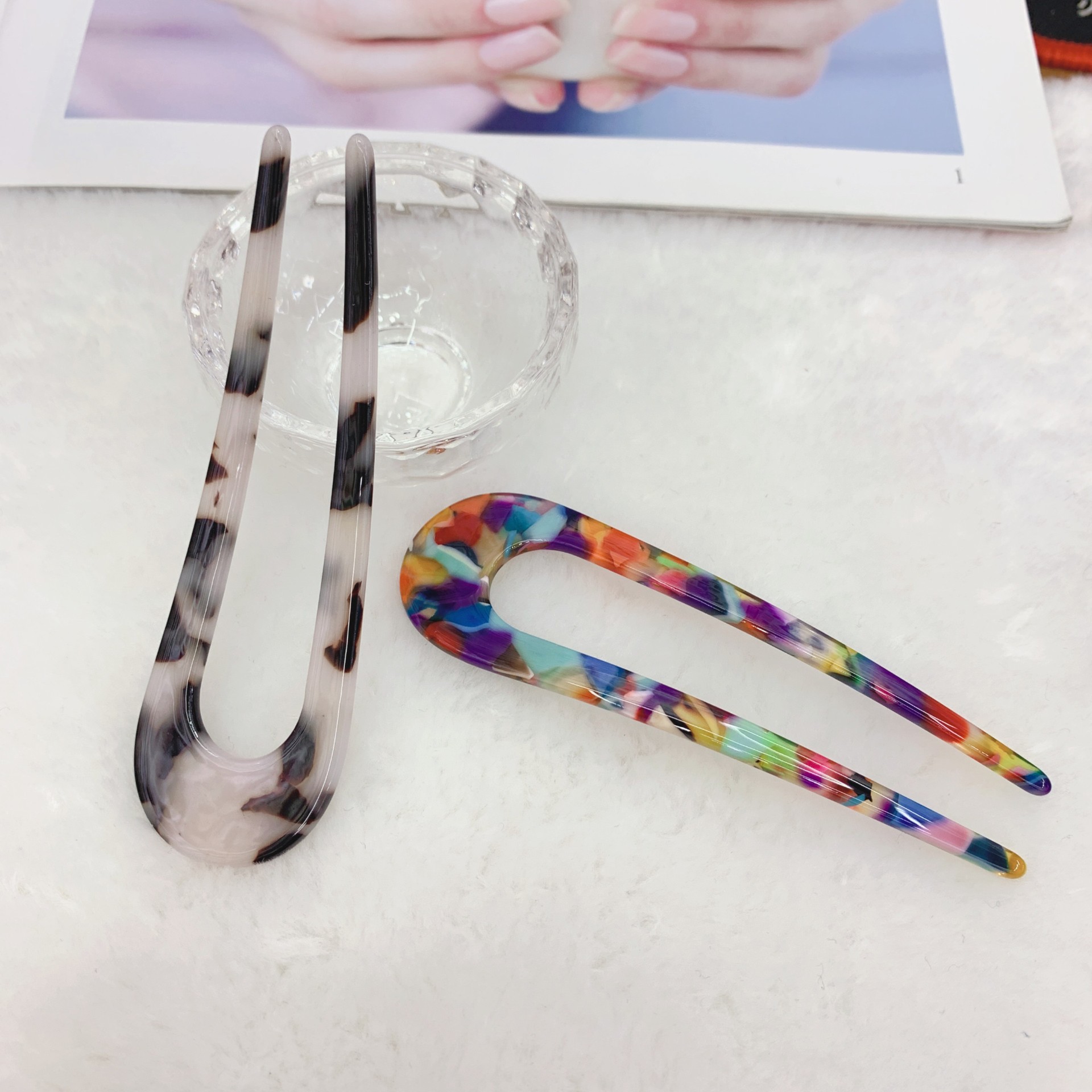 大牌塑胶鲨鱼夹女式发夹发卡头饰时尚简约百搭发夹子女用