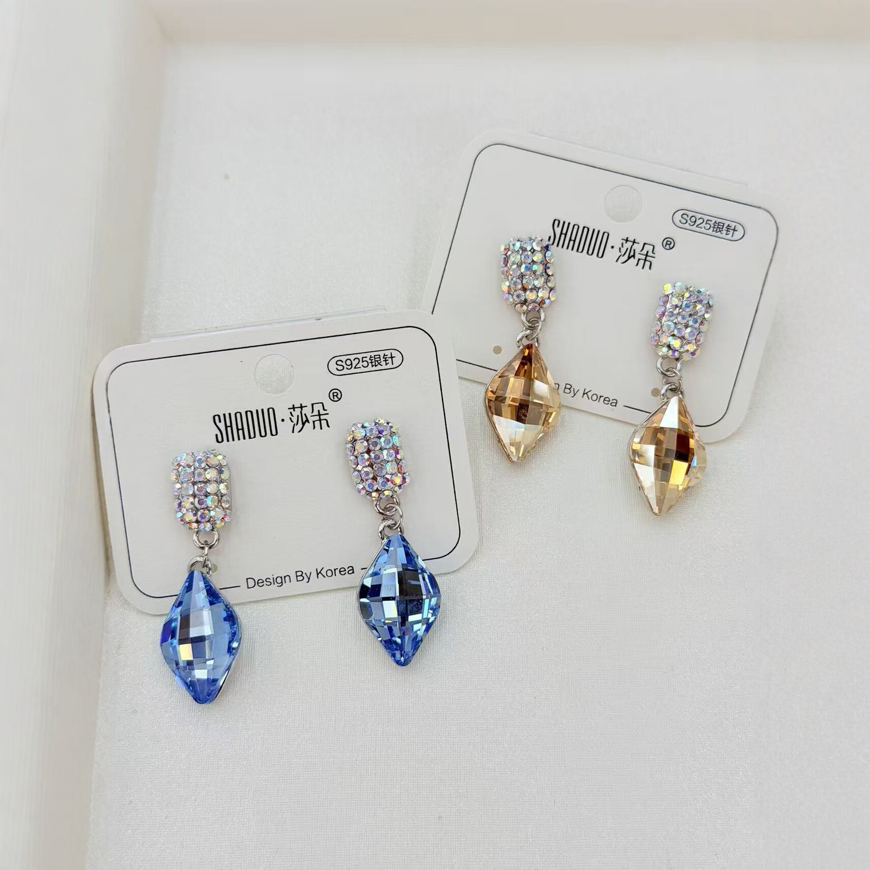 S925 agujas de plata austria pendientes de cristal joyería de mujer moda personalidad luz lujo nicho alto sentido temperamento earloop details Picture