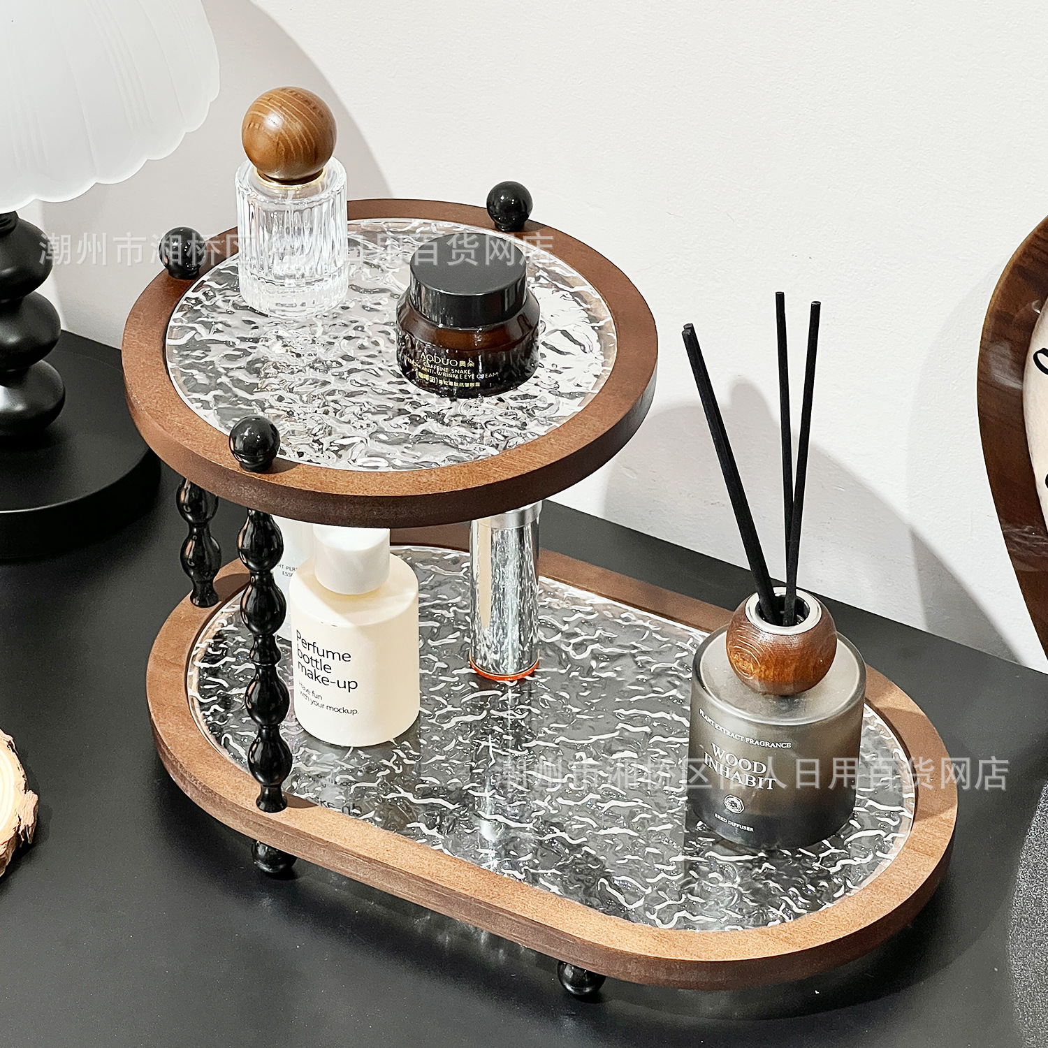 Tazas de mesa de estilo antiguo medio madera sólida doble estante de objetos de alto nivel luz de lujo encimeras de lujo para el hogar especial buen aspecto de almacenamiento de alto nivel