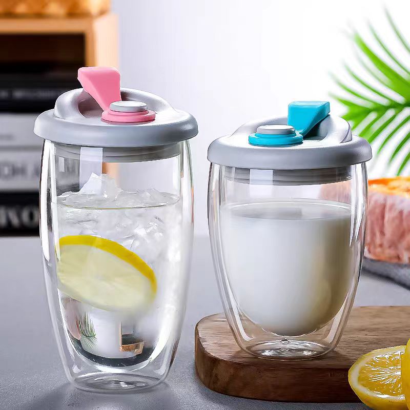 Double-layered glass cups with LIDS in stock for wholesale. Simple, high-temperature resistant, portable cups for direct drinking with LIDS and glass drinking cups