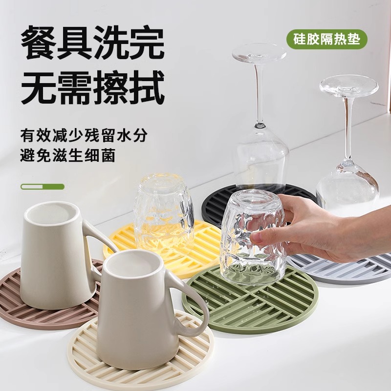  新品硅胶婴幼儿餐垫防滑垫辅食垫babycare产品图