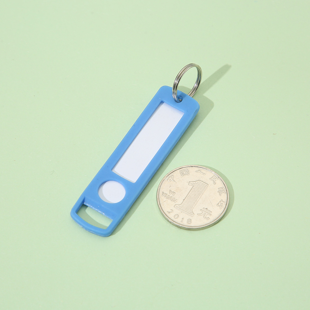Hot-selling doorplate keychains, metal rings, hotel registration keychains, simple, mini and portable keychains wholesale Application Scenario