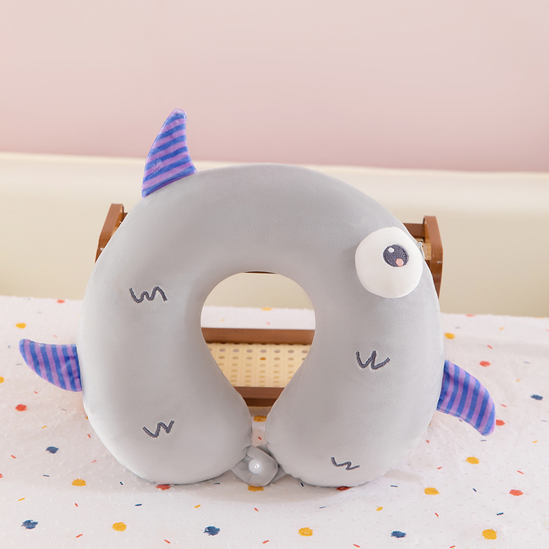 Memory foam U-shaped neck pillow, car travel, business trip, cervical pillow, slow rebound, office cartoon nap pillow details Picture