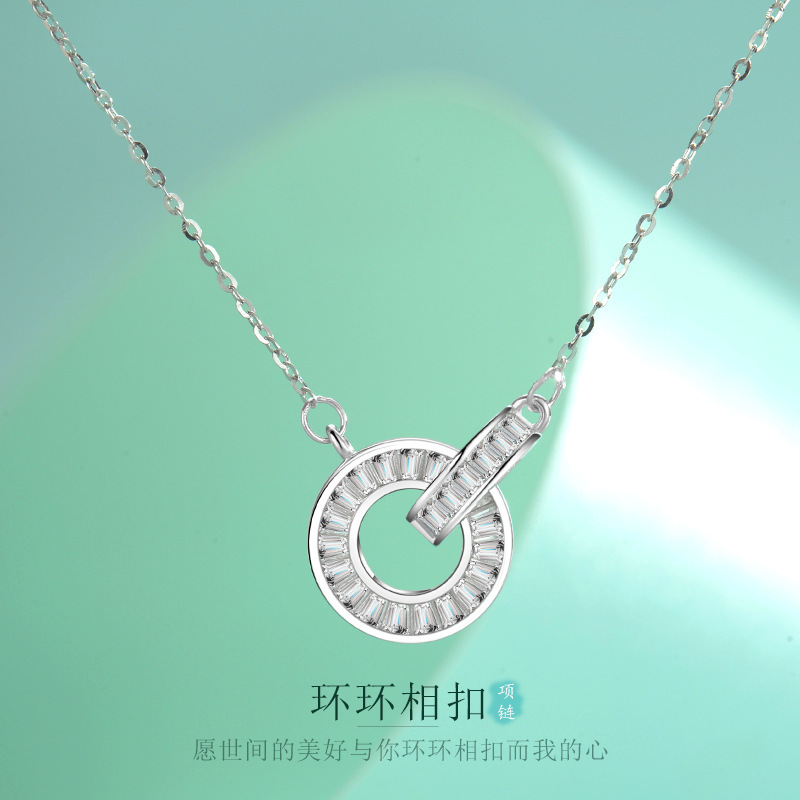 Double-ring necklace for women, retro D-shaped interlocking zircon pendant, trendy and niche sweater chain accessory wholesale