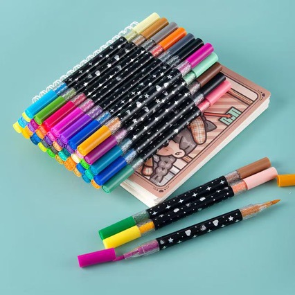 96-color double-head dual-color acrylic marker pen, Star diamond cabin stacked box, portable hand-held storage, doodle stacked color children's art drawing notebook Application Scenario